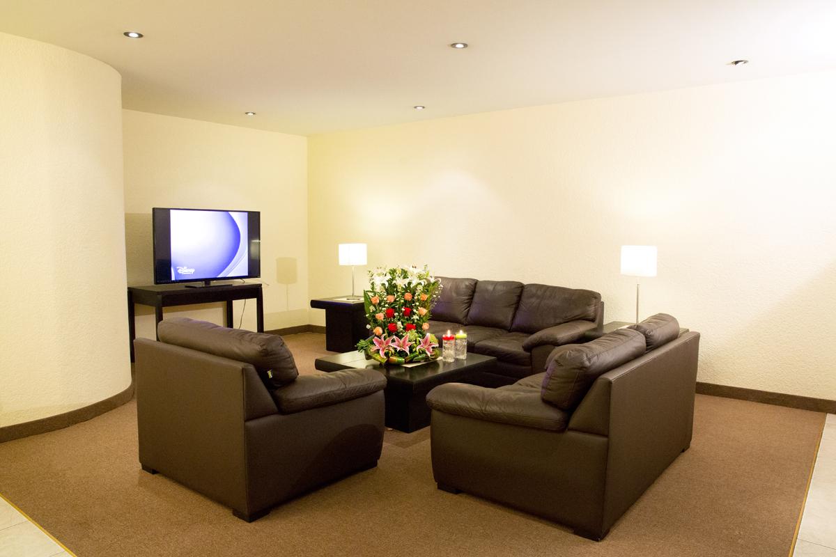 Hotel Principado Tijuana Aeropuerto Экстерьер фото
